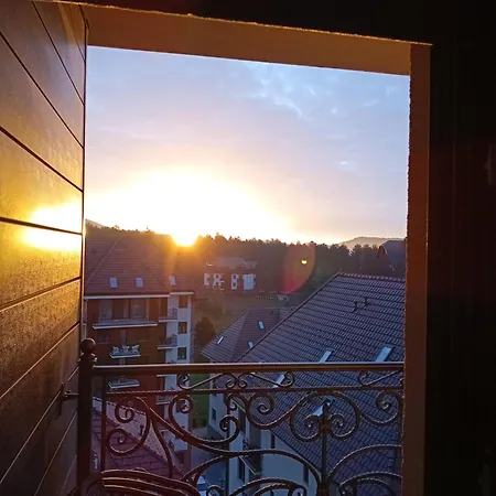 Daire Apartman Mondo *