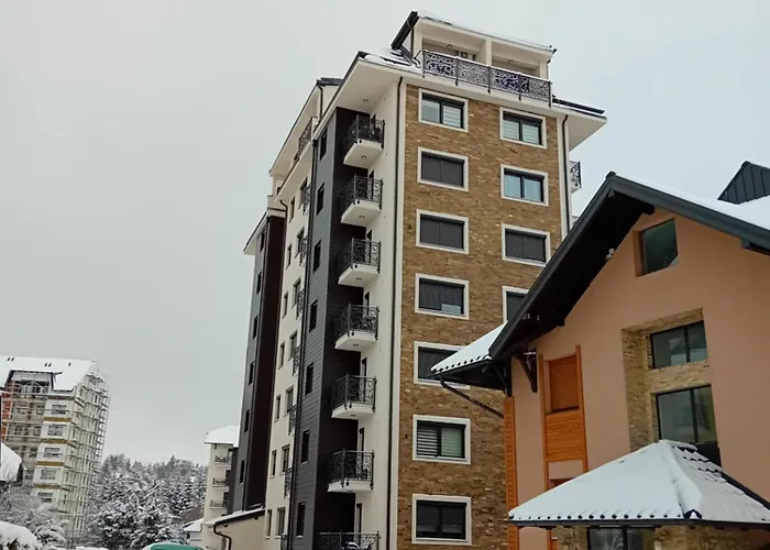 아파트 Apartman Mondo *